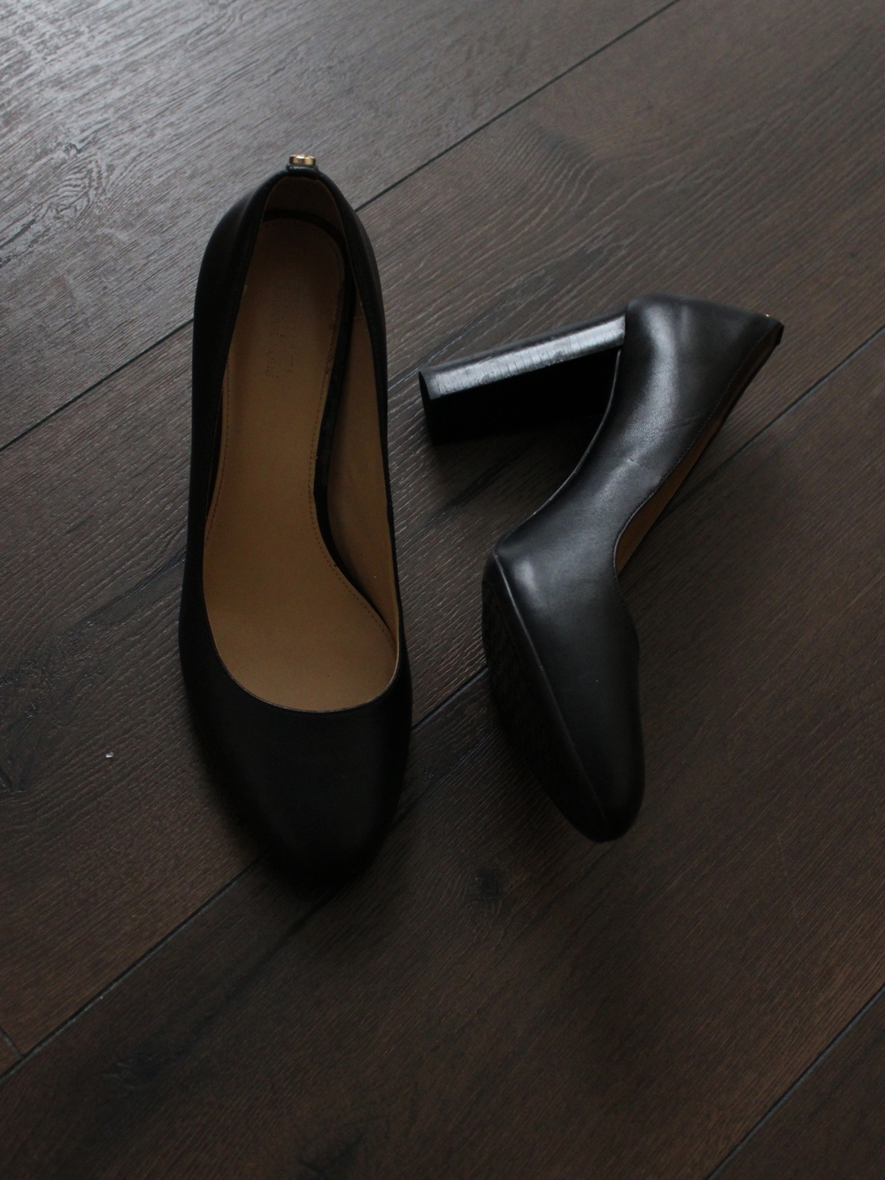 Michael Kors Susan Flex Leather Pump Size 8‎